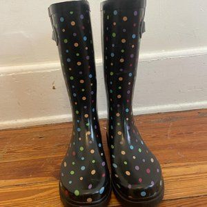 Polka-Dot Rainboots (size 7)
